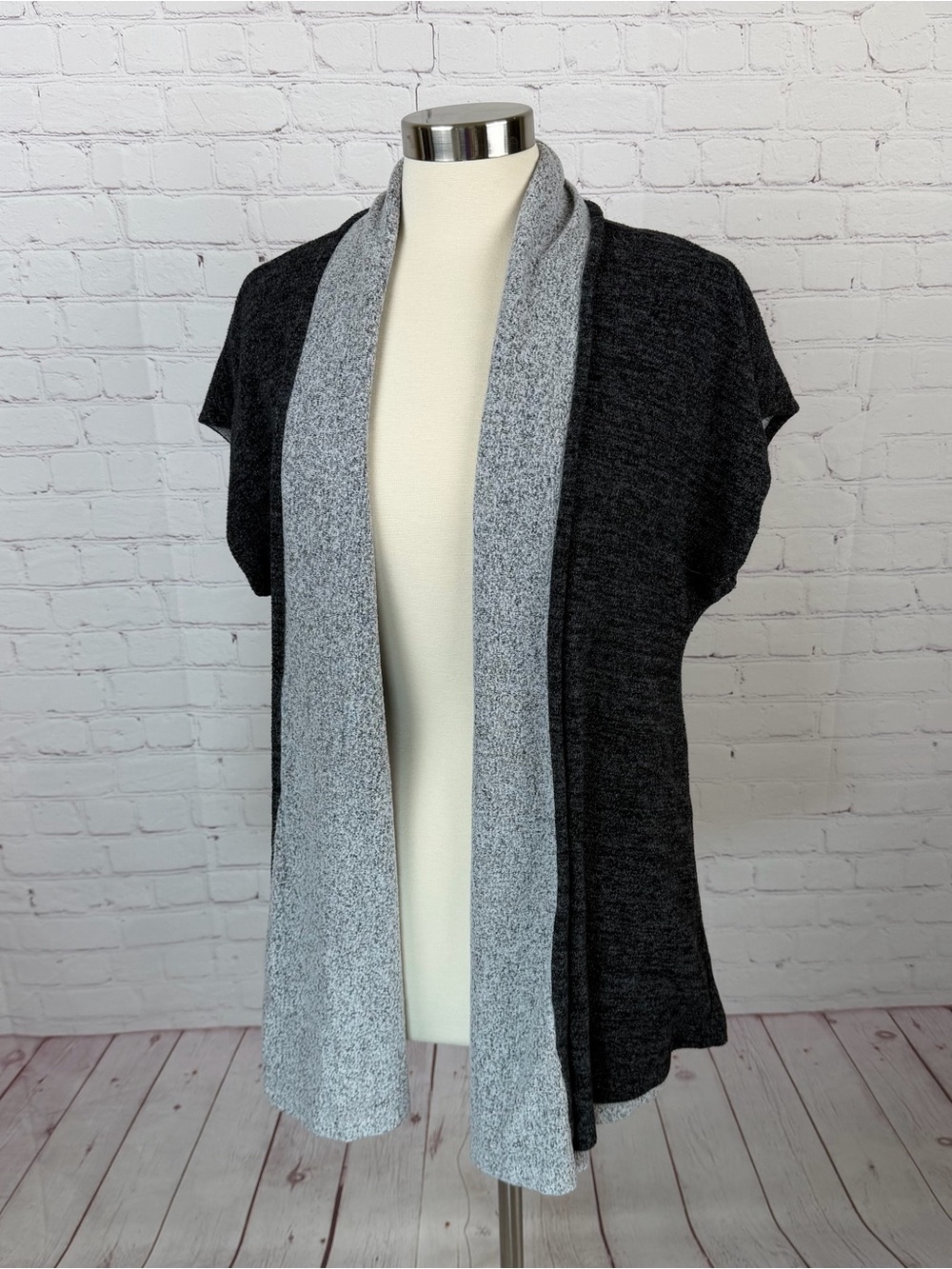 Soft Surroundings Charcoal and Light Gray Open-Front Short-Sleeve Cabin Vest